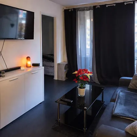 Dans Avec Piscine A 50m De La * Рокебрюн — Кап-Мартен