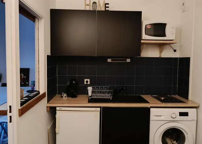 Dans Avec Piscine A 50m De La Apartament *